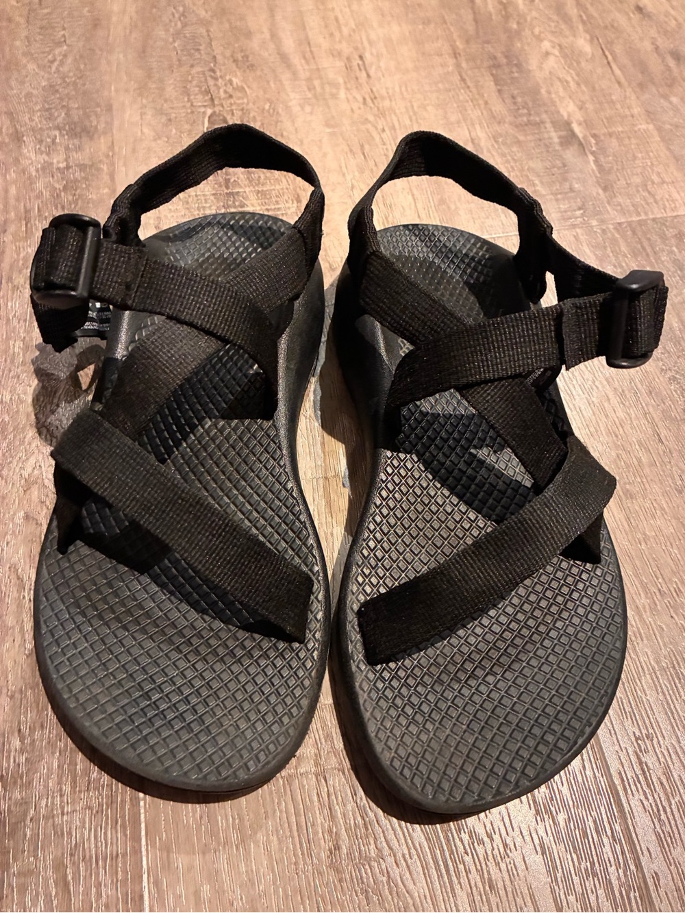 Chaco - Women’s Black Strappy Sport Sandals with arch support.